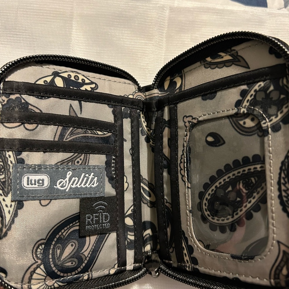 Lug compact zip around RFID wallet black - Picture 3 of 6